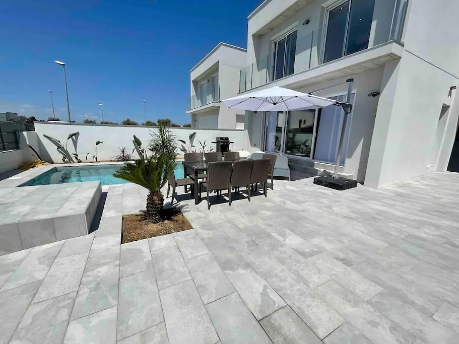 Belle Villa Contemporaine Piscine Privee エンプリアブラバ